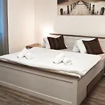 U Sipku Gasthof 3*