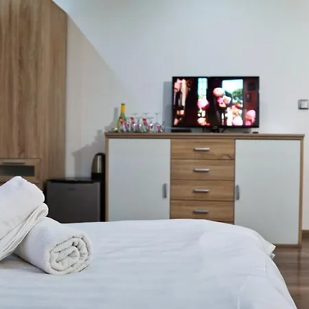 U Sipku اوسترافا