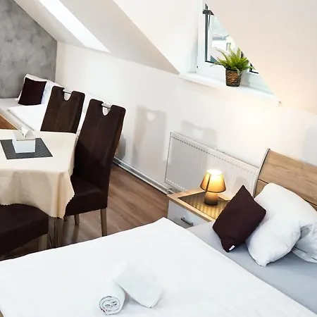 U Sipku 招待所 俄斯特拉发