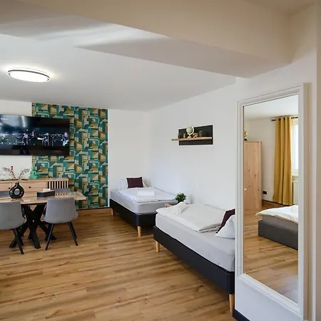 U Sipku اوسترافا